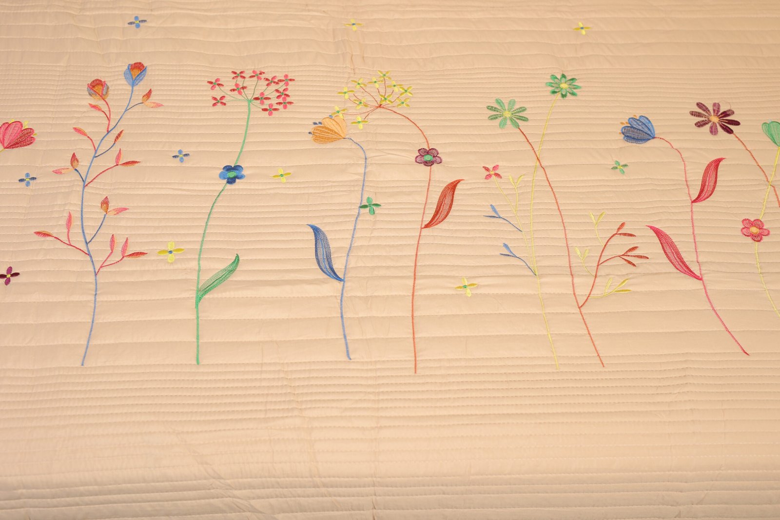 Bed Spread Alongwith 2 Pillow Cover - Image 3