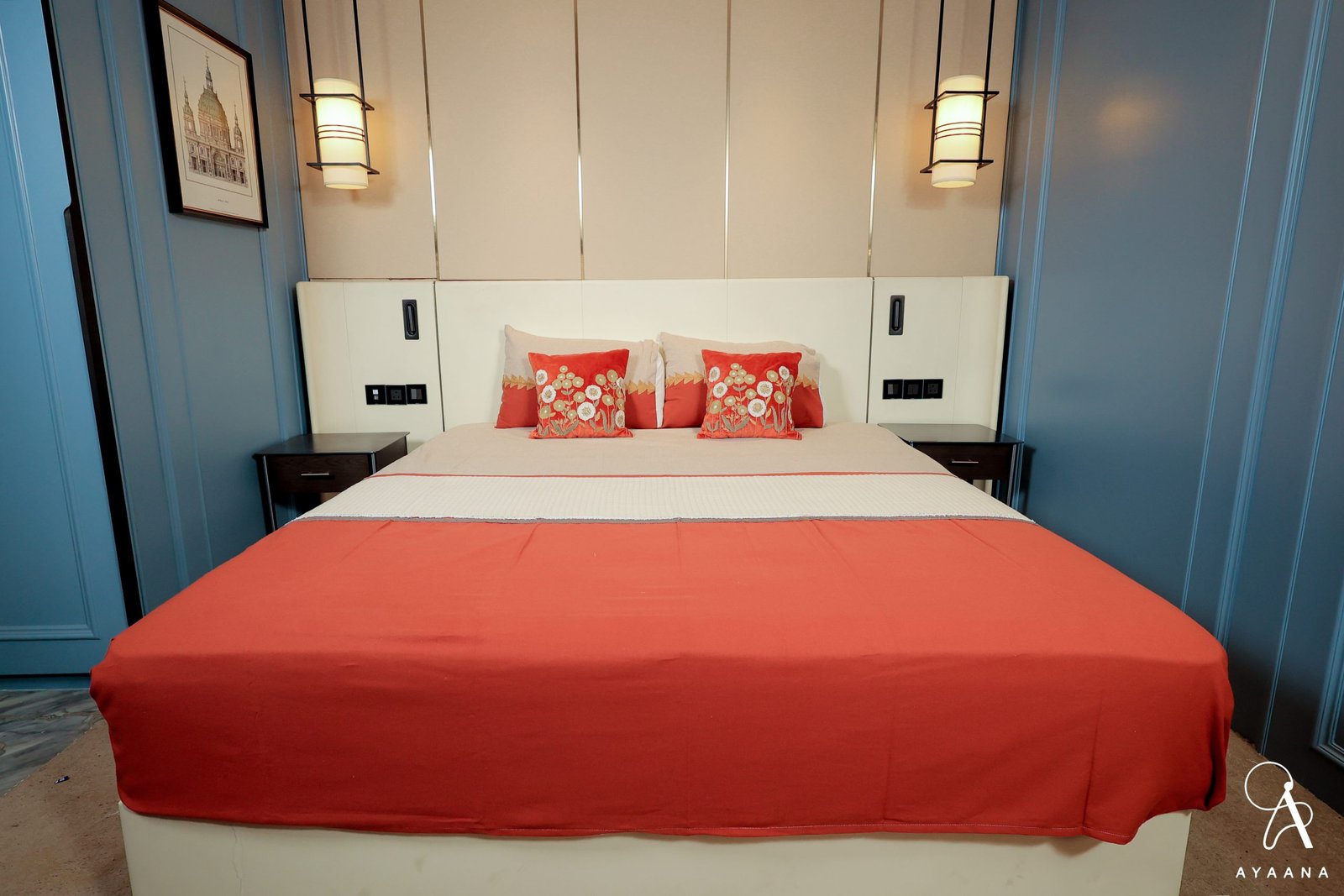 Designer Bed Spread along with 2 pillow cover, 2 cushion cover